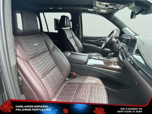 Certified 2024 Cadillac Escalade ESV Sport Platinum AWD/4WD image 33
