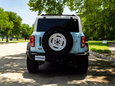 Used 2024 Ford Bronco Heritage Edition AWD/4WD image 8