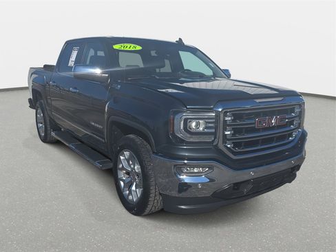 Used 2018 GMC Sierra 1500 SLT image 3