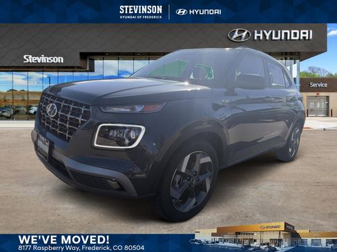 Certified 2025 Hyundai Venue Limited FWD image 1