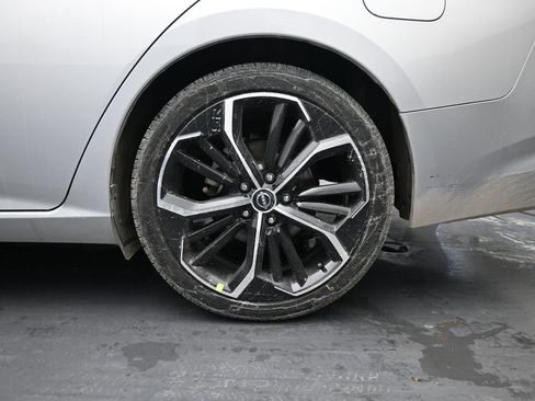 Used 2023 Nissan Altima 2.5 SR image 13