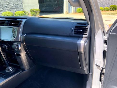 Used 2024 Toyota 4Runner SR5 Premium AWD/4WD image 18