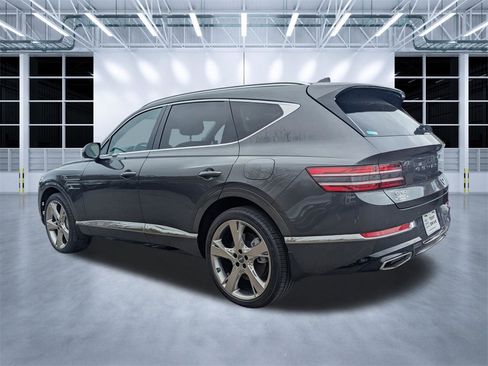 Used 2023 Genesis GV80 2.5T w/ Prestige Package image 6