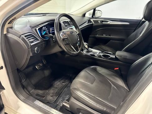 Used 2013 Ford Fusion Titanium FWD image 23