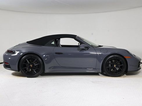 Certified 2025 Porsche 911 Carrera image 8