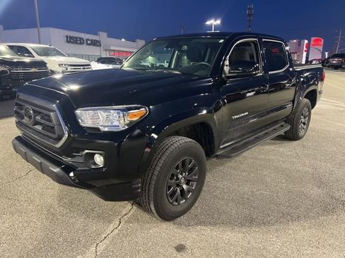 Used 2023 Toyota Tacoma SR5 image 3