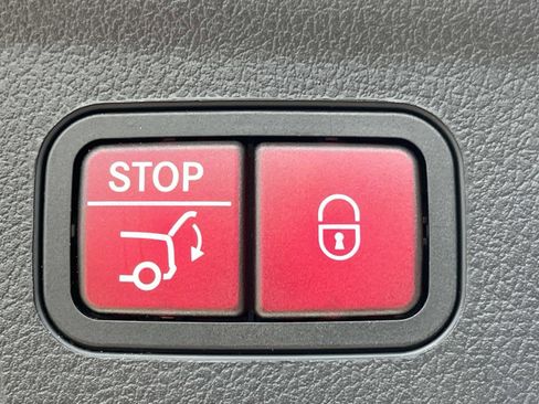 Certified 2021 Mercedes-Benz GLE 350 4MATIC image 11
