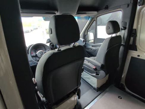 New 2026 Mercedes-Benz Sprinter 2500 image 17