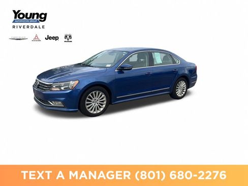 Used 2016 Volkswagen Passat 1.8T SE FWD image 1
