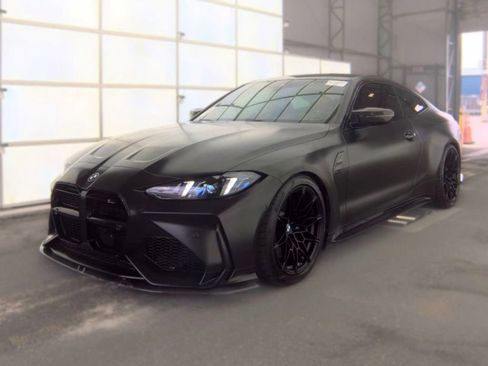 Used 2022 BMW M4 xDrive Competition w/ M Carbon Exterior Package AWD/4WD image 3