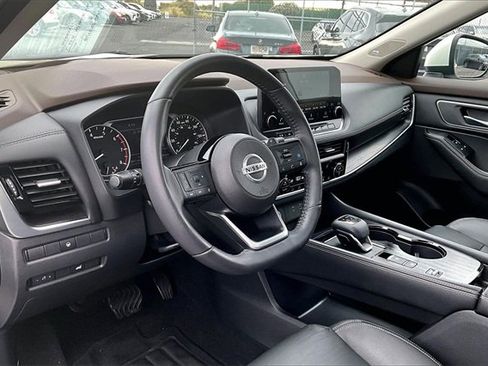 Used 2021 Nissan Rogue SL w/ Premium Package image 13