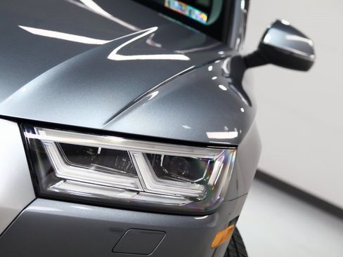 Used 2018 Audi Q5 2.0T Premium Plus w/ Premium Plus Package image 7