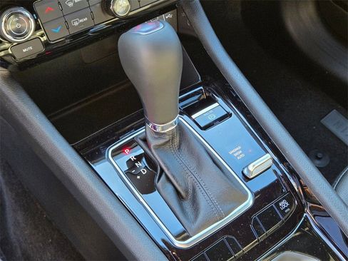 New 2026 Jeep Compass Latitude image 15