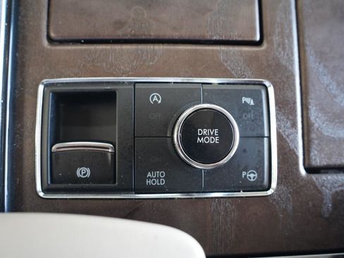 Used 2020 Lincoln Navigator Reserve w/ Luxury Package AWD/4WD image 22