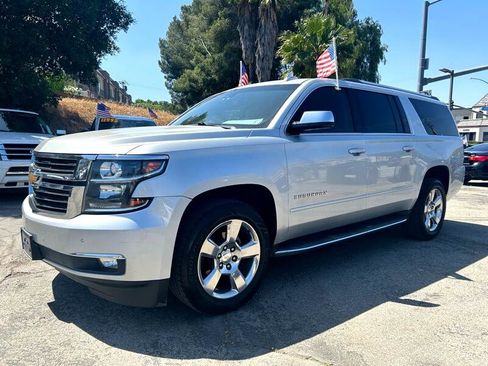 Used 2018 Chevrolet Suburban Premier image 1