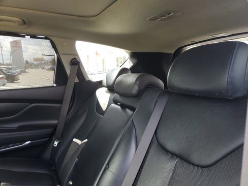 Used 2019 Hyundai Santa Fe AWD image 9