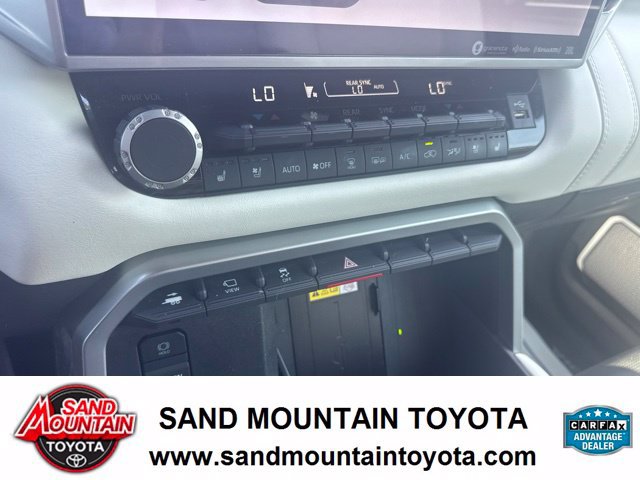 Used 2023 Toyota Sequoia Capstone AWD/4WD image 23