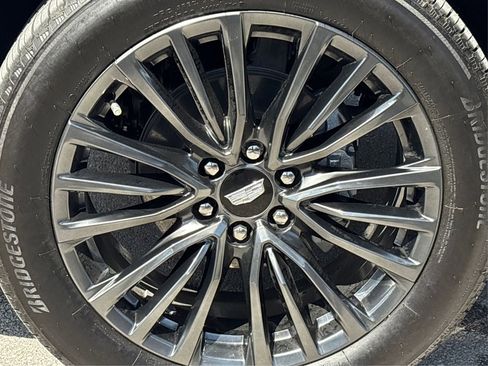 New 2025 Cadillac Escalade ESV Sport Platinum image 13