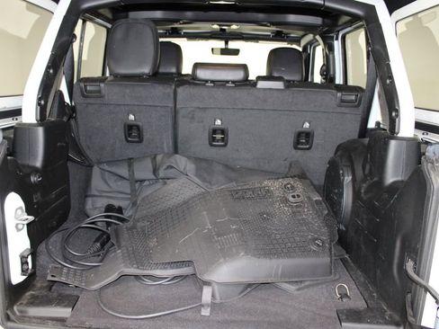 Used 2023 Jeep Wrangler Unlimited Sahara w/ Cold Weather Group image 14