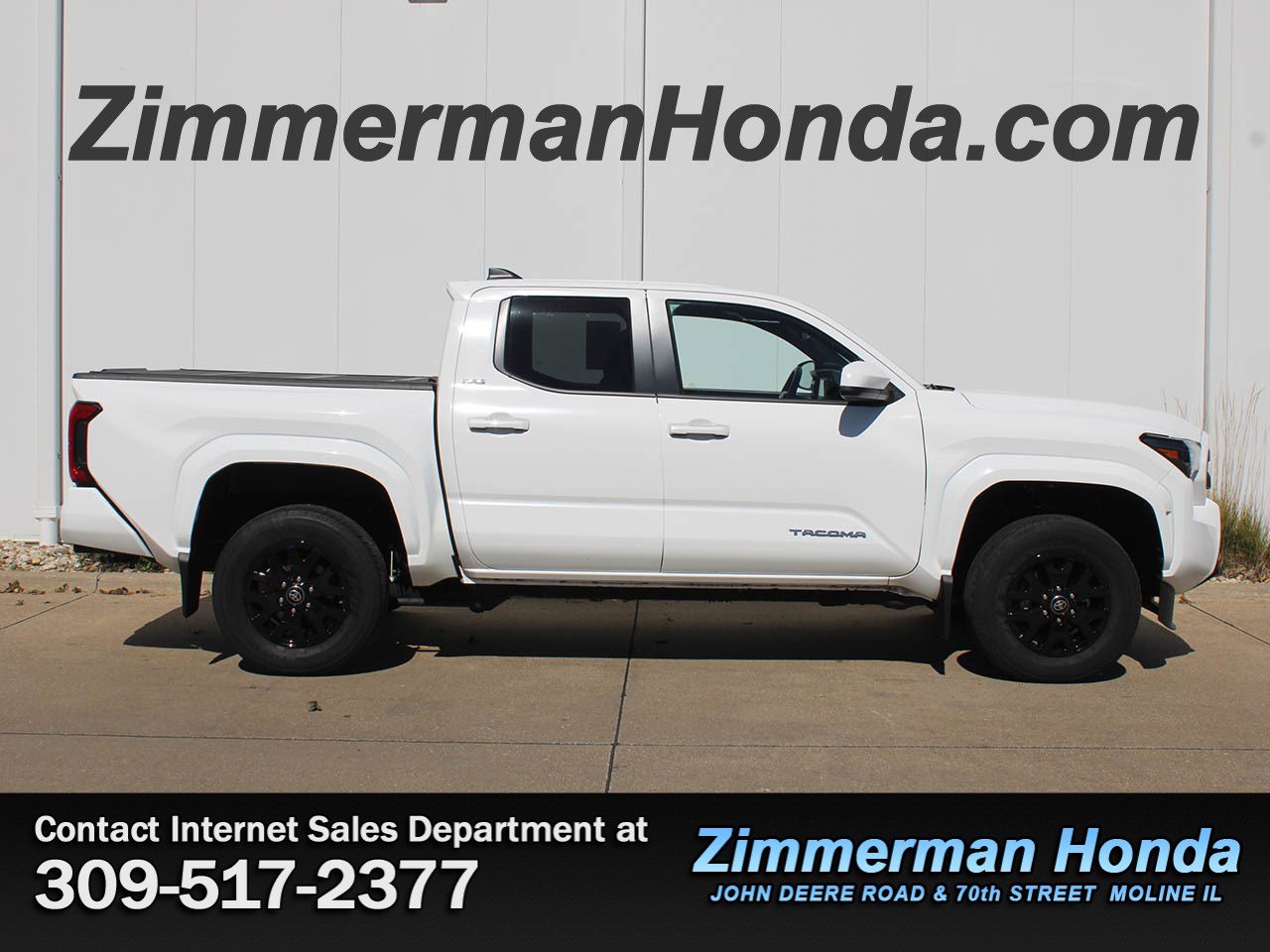 Used 2025 Toyota Tacoma SR5 w/ SR5 Upgrade Package AWD/4WD image 1