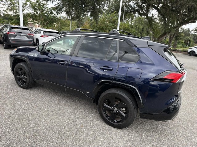 Used 2019 Toyota RAV4 XSE AWD/4WD image 4