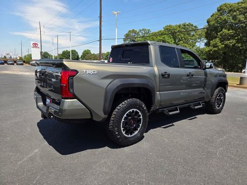 New 2026 Toyota Tacoma TRD Off-Road AWD/4WD image 10