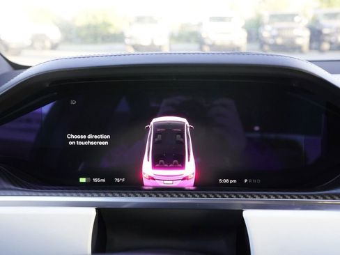 Used 2022 Tesla Model X Plaid image 13