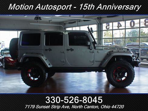 Used 2014 Jeep Wrangler Unlimited Rubicon image 15