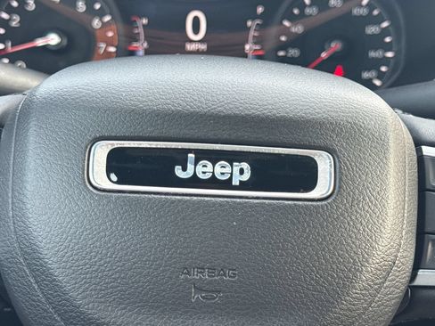 Used 2024 Jeep Compass Latitude AWD/4WD image 28