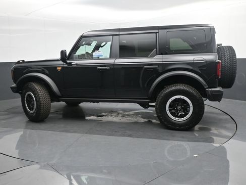 New 2026 Ford Bronco Badlands image 3