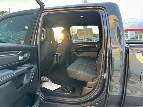 New 2025 RAM 1500 Big Horn AWD/4WD image 10