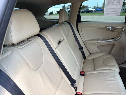 Used 2013 Volvo XC60 T6 image 42