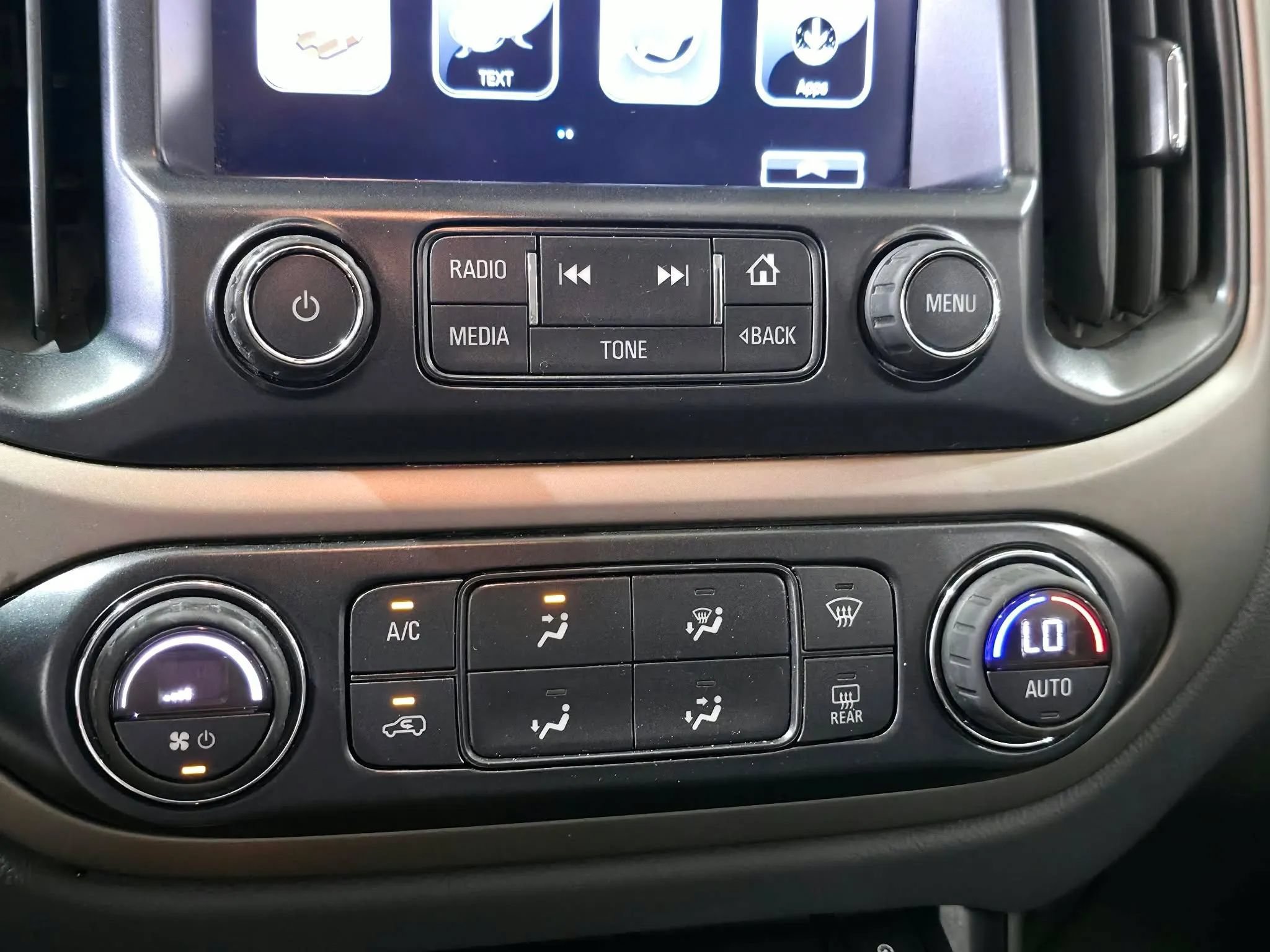 Used 2017 Chevrolet Colorado Z71 RWD image 26