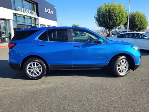Used 2024 Chevrolet Equinox LT AWD/4WD image 3