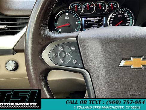 Used 2018 Chevrolet Suburban Premier image 18