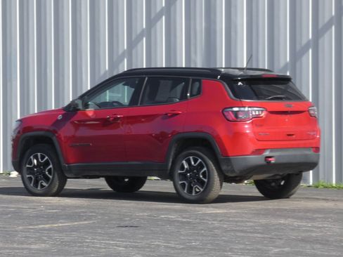 Used 2020 Jeep Compass Trailhawk AWD/4WD image 36