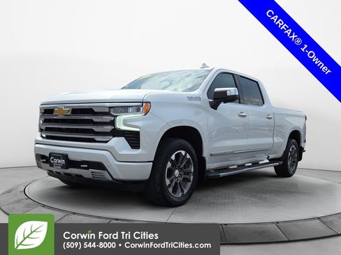 Used 2024 Chevrolet Silverado 1500 High Country w/ Technology Package image 6