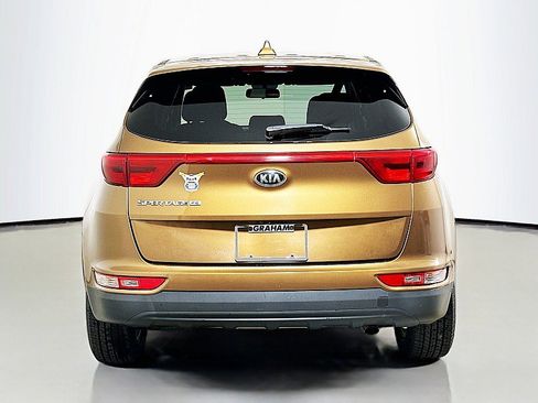 Used 2017 Kia Sportage LX FWD image 6