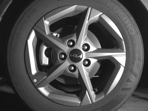 Used 2025 Kia K4 LXS image 12