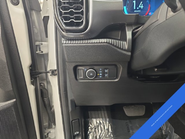 New 2026 Ford Ranger Lariat w/ Black Appearance Package AWD/4WD image 38