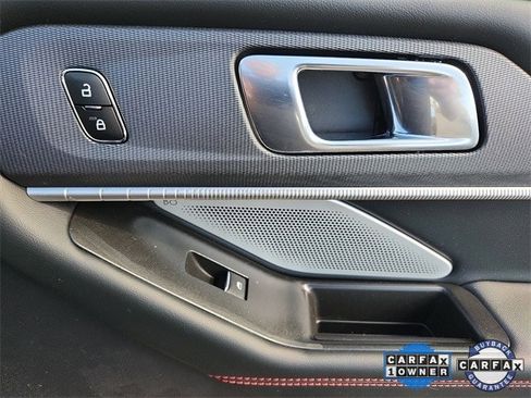 Certified 2025 Ford Explorer ST image 36