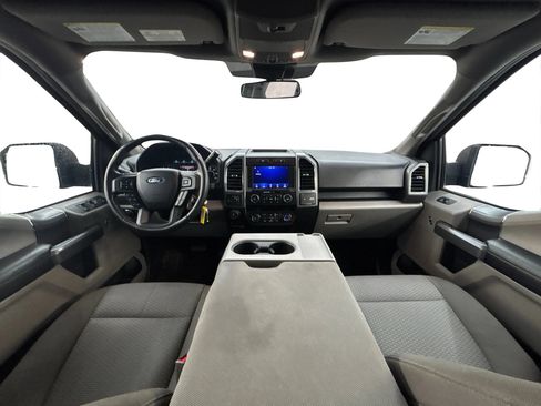 Used 2019 Ford F150 XLT w/ Equipment Group 302A Luxury AWD/4WD image 17