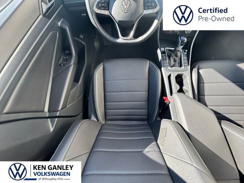 Used 2023 Volkswagen Jetta SE FWD image 14