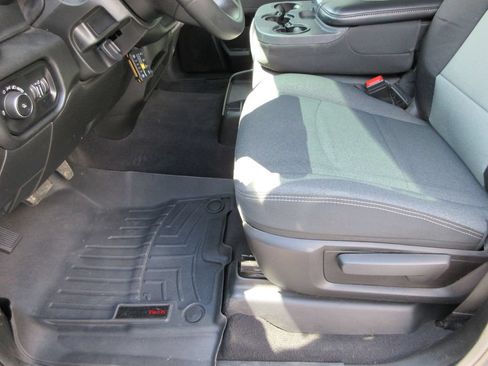 Used 2020 RAM 3500 Tradesman AWD/4WD image 23