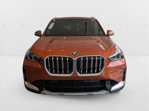 Used 2025 BMW X1 xDrive28i w/ Convenience Package image 5