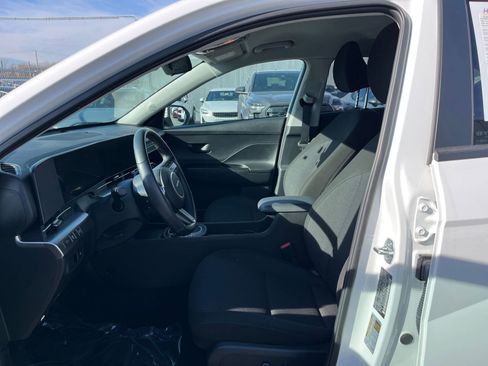 Used 2025 Hyundai Kona SEL image 27