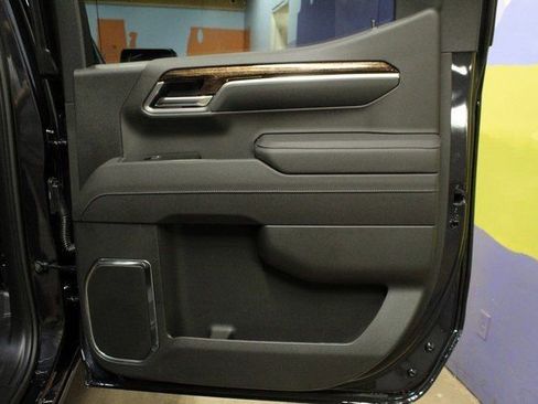 New 2026 GMC Sierra 1500 Elevation image 11