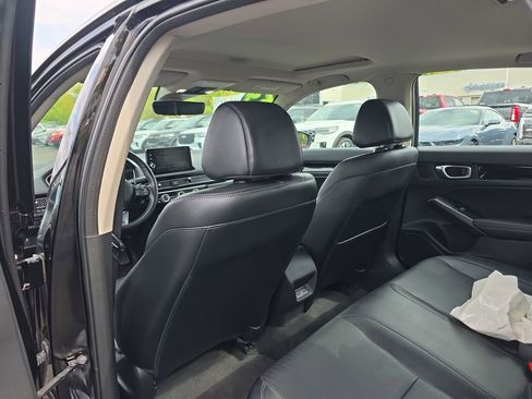 Used 2024 Honda Civic Touring image 16