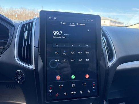 Used 2024 Ford Edge SEL image 23