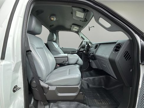 Used 2014 Ford F450 XL w/ Power Equipment Group image 10